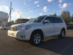 Toyota Highlander. �������, 4wd, 3.5 (273��.�.), ������, 93 543����. �� ����