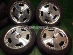 RAYS. 7.0x17", 4x114.30, 5x114.30, ET26, ЦО 73,1 мм.