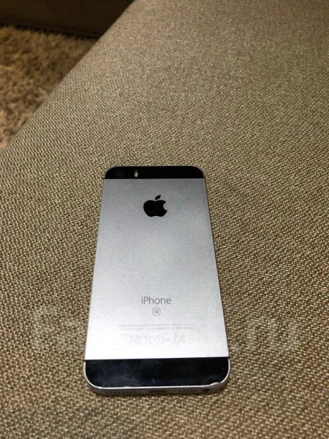 Apple iPhone SE. �/�, �����������, 4G LTE ����