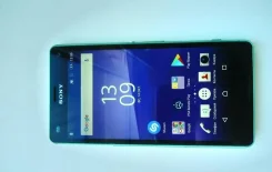 Sony Xperia Z3 Compact. �/�