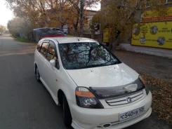 Honda Stream. �������, ��������, ������, 18����. �� ����