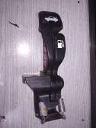 Ручка открывания багажника. Toyota: Carina, Sprinter, Corolla Levin, Sprinter Trueno, Corolla, Sprinter Marino, Corolla Ceres Двигатели: 2C, 3SFE, 4AF...