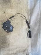 Замок двери. Toyota Avensis, ADT250, ADT251, AZT250, AZT250L, AZT250W, AZT251, AZT251L, AZT251W, CDT250, ZZT250, ZZT251, ZZT251L Toyota Corolla, CDE12...
