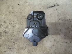 Датчик курсовой устойчивости. Toyota Avensis, ADT251, AZT250, AZT250L, AZT250W, AZT251, AZT251L, AZT251W, AZT255, AZT255W, CDT250, ZZT250, ZZT251, ZZT...