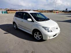 Toyota ist. Без водителя