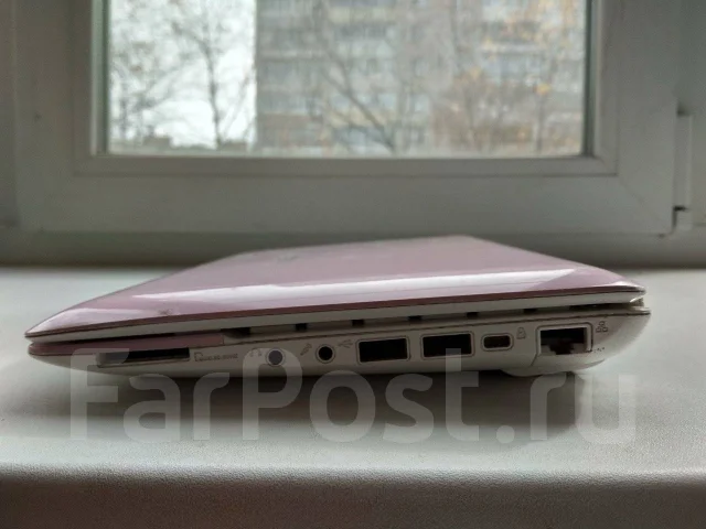 Asus Eee PC. 10.1", 1,7����, ��� 2048 ��, ���� 320���, WiFi: 1, Bluetooth: 1 ����