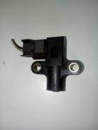 Датчик положения коленвала. Nissan: Cedric, Pathfinder, Maxima, Terrano, Ambulance, Elgrand, Presage, Bassara, Cima, Leopard, Gloria, Cefiro Двигатели...