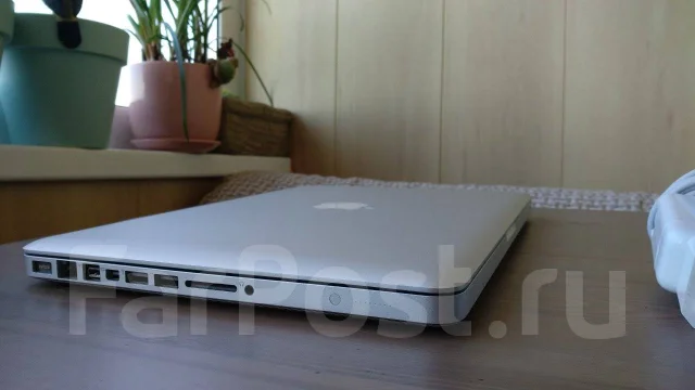 Apple MacBook Pro 13 2009 Mid. 13.3", ��� 4 ��, ���� 500���, ����������� �� 4��. ����