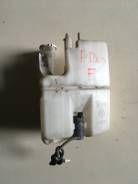 Бачок стеклоомывателя. Mitsubishi Delica, PB6W, PD5V, PD5W, PD6W, PD8W, PE6W, PE8W, PF6W, PF8W