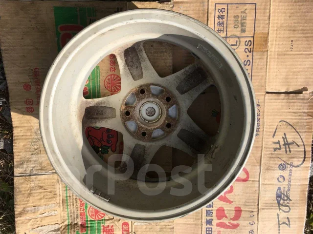 Bridgestone NR-595. 6.5x16", 5x114.3, ET38, �� 72,5���. ����
