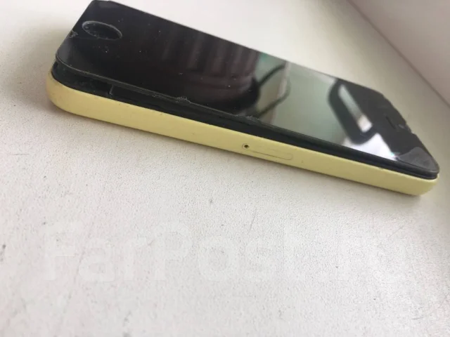 Apple iPhone 5c. �/�, ������, 3G ����