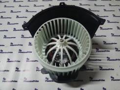Мотор печки. Volkswagen Touareg, 7L6, 7LA Volkswagen Amarok, 2HA, 2HB Audi Q7 Porsche Cayenne Двигатели: AXQ, AYH, AZZ, BAA, BAC, BAN, BAR, BHK, BHL...
