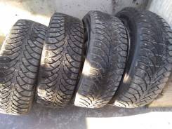 Комплект зимних колёс 215/65R16. 6.5x16" 5x114.30 ET50 ЦО 64,1 мм.