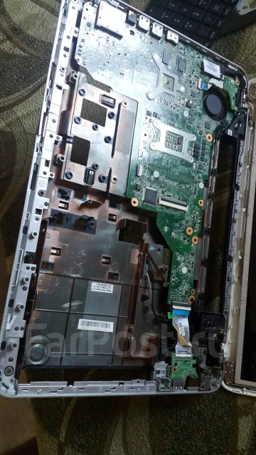HP Pavilion 15-e051er. 15.6", ��� 4 ��, ���� 500���, WiFi: 1, Bluetooth: 1 ����