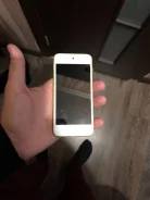 Apple iPod touch.