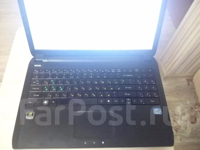 V-lazer. 16.4", 2,4����, ��� 4 ��, ���� 300���, WiFi: 1, ����������� �� 4��. ����