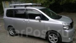 Toyota Voxy. вариатор, 4wd, 2.0 (155 л.с.), бензин, 80 000 тыс. км