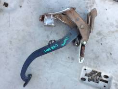 Педаль сцепления. Toyota Estima Lucida, CXR20, CXR20G