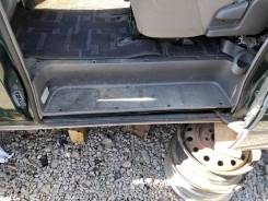 Порог пластиковый. Toyota Lite Ace, SR40 Toyota Lite Ace Noah, CR40, CR40G, CR50, CR50G, SR40, SR40G, SR50, SR50G Toyota Town Ace, SR40 Toyota Town Ac...