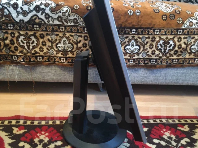 LG. 19" ����