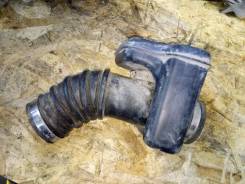 Патрубок воздухозаборника. Toyota: Sprinter, Corolla Levin, Sprinter Trueno, Corolla, Sprinter Marino, Corolla Ceres Двигатели: 4AFE, 5AFE, 7AFE