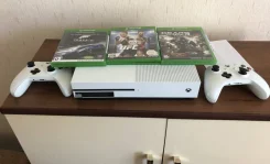 Microsoft Xbox One S