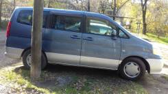 Nissan Serena. 4wd, бензин, 220 тыс. км