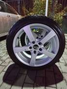 OZ Racing Hydra. 8.0x17", 5x114.30, ET40, ЦО 75,0 мм.