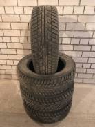 Kumho I'Zen Stud KW11. Зимние, шипованные, 2013 год, 30 %, 4 шт