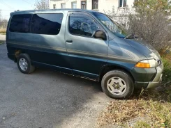 Toyota Granvia. �������, 4wd, 3.0 (130��.�.), ������, 380 000����. �� ����