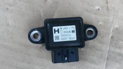 Датчик замедления. Nissan: Rogue, X-Trail, Serena, Leaf, Juke Infiniti: M25, M37, M35 Hybrid, M45, M56, M35, Q50, Q70 Двигатели: QR25DE, M9R, MR20DE...