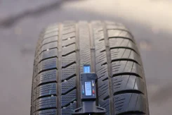Vredestein Quatrac 3. ������, ��� �����, �/�, ����� 10�%
