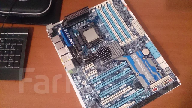 LGA1366 ����