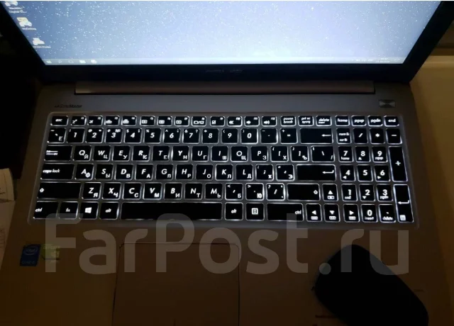 Asus K501UX. WiFi: 1, Bluetooth: 1 ����
