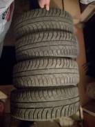 Bridgestone Ice Cruiser 7000. Зимние, шипованные, 2012 год, 70 %, 4 шт