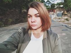 Официант. Незаконченное высшее образование (студент)