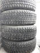 Продам комплект зимних колес 215/65/R-16 Toyo с Фольксваген Тигуан. 6.5x16" 5x112.00 ET33 ЦО 57,1 мм.
