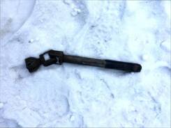 Карданчик рулевой. Volkswagen Touareg, 7L6, 7L7, 7LA Двигатели: AYH, BAC, BAR, BHK, BHL, BJN, BKS, BLE, BLK, BPD, BPE, BWF, CASA, CASC, CATA, CBWA, CF...