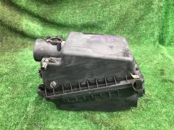 Корпус воздушного фильтра. Toyota Premio, AZT240 Toyota Allion, AZT240 Toyota Caldina, AZT241, AZT241W, AZT246, AZT246W Toyota Opa, ACT10 Двигатель 1A...