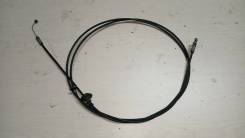 Тросик замка капота. Mazda Atenza, GG3P, GG3S, GGEP, GGES Mazda Mazda6, GG Двигатели: L3VDT, L3VE, LFDE, LFVE, AJV6, L3C1, L3KG, L813, LF17, LF18, LFF...