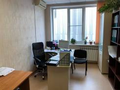 Офис в аренду. 2 000 кв. м., улица Алеутская 27, р-н Индустриальный