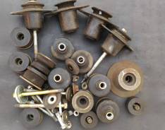 Подушка кузова. Toyota Land Cruiser, HDJ81V, FZJ80G, HZJ81, J80, HZJ81V, FZJ80, HDJ81, FJ80, FJ80G Двигатели: 1HDFT, 1FZFE, 1HZ, 3FE, 1FZF, 1HDT, 3F