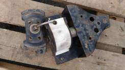 Крепление запасного колеса. Toyota Land Cruiser Prado, TRJ120W, RZJ120W, GRJ120, VZJ121W, TRJ120, GRJ125W, KDJ120W, GRJ121W, LJ120, GRJ120W, KDJ121W...