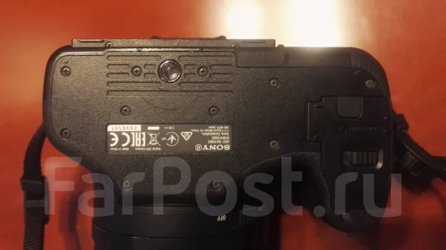 Sony Cyber-shot DSC-RX10 III ����