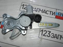 Стеклоподъемник задний правый Toyota RAV4 ACA21