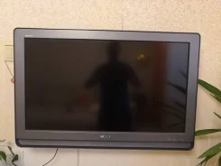Sony KDL-37U4000. LCD (��)