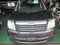 Toyota Noah. AZR65, 2AZ