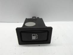 Кнопка открывания бензобака. Toyota Avensis, ADT250, ADT251, AZT250, AZT250L, AZT250W, AZT251, AZT251L, AZT251W, AZT255, AZT255W, CDT250, ZZT250, ZZT2...