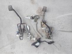 Педаль. Mitsubishi L200, KB4T Двигатели: 4D56, HP