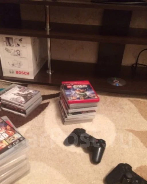 Sony PlayStation 3 Super Slim ����